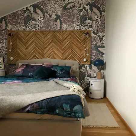 Center Apartement 페르누